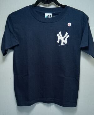 VTG 2002 New York Yankees Dynasty Logo Tee Kids Medium